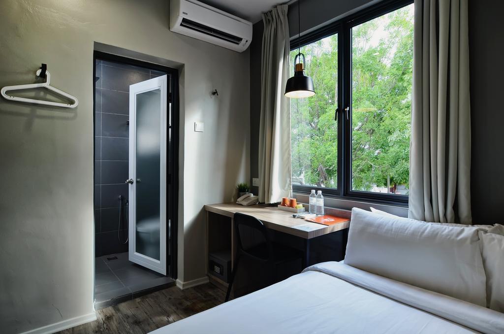 Chariton Hotel Alma Bukit Mertajam Bagian luar foto