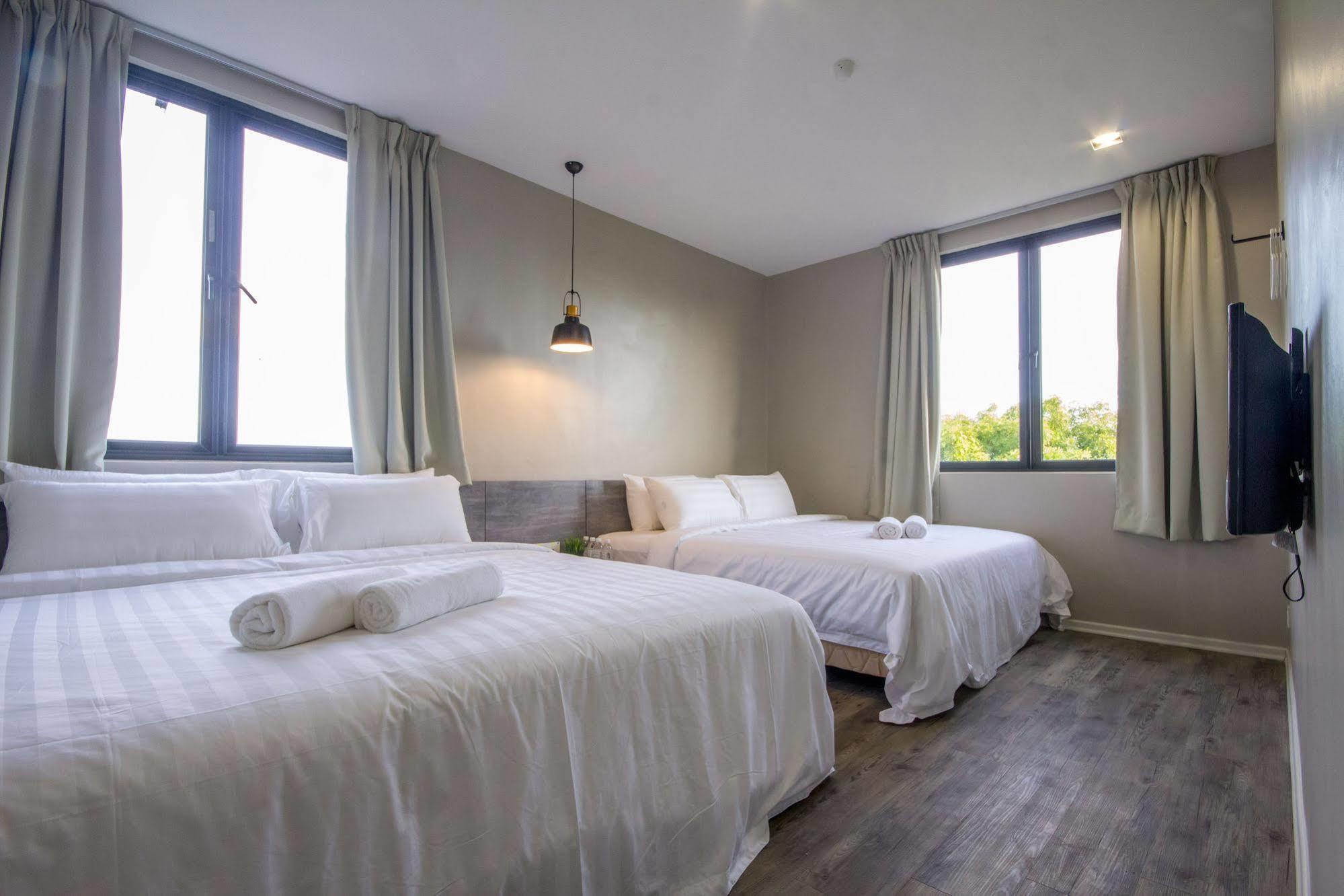 Chariton Hotel Alma Bukit Mertajam Bagian luar foto