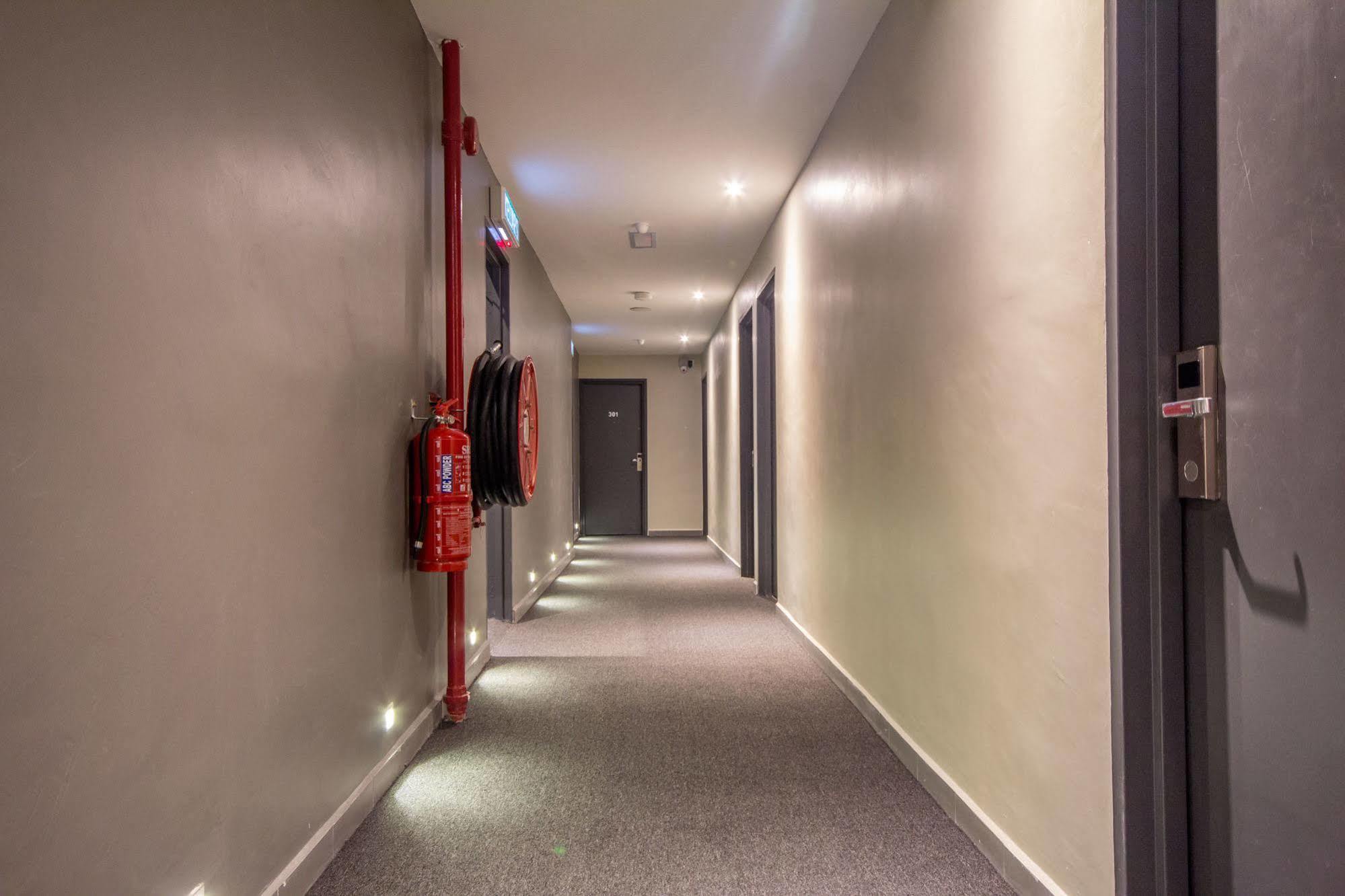 Chariton Hotel Alma Bukit Mertajam Bagian luar foto